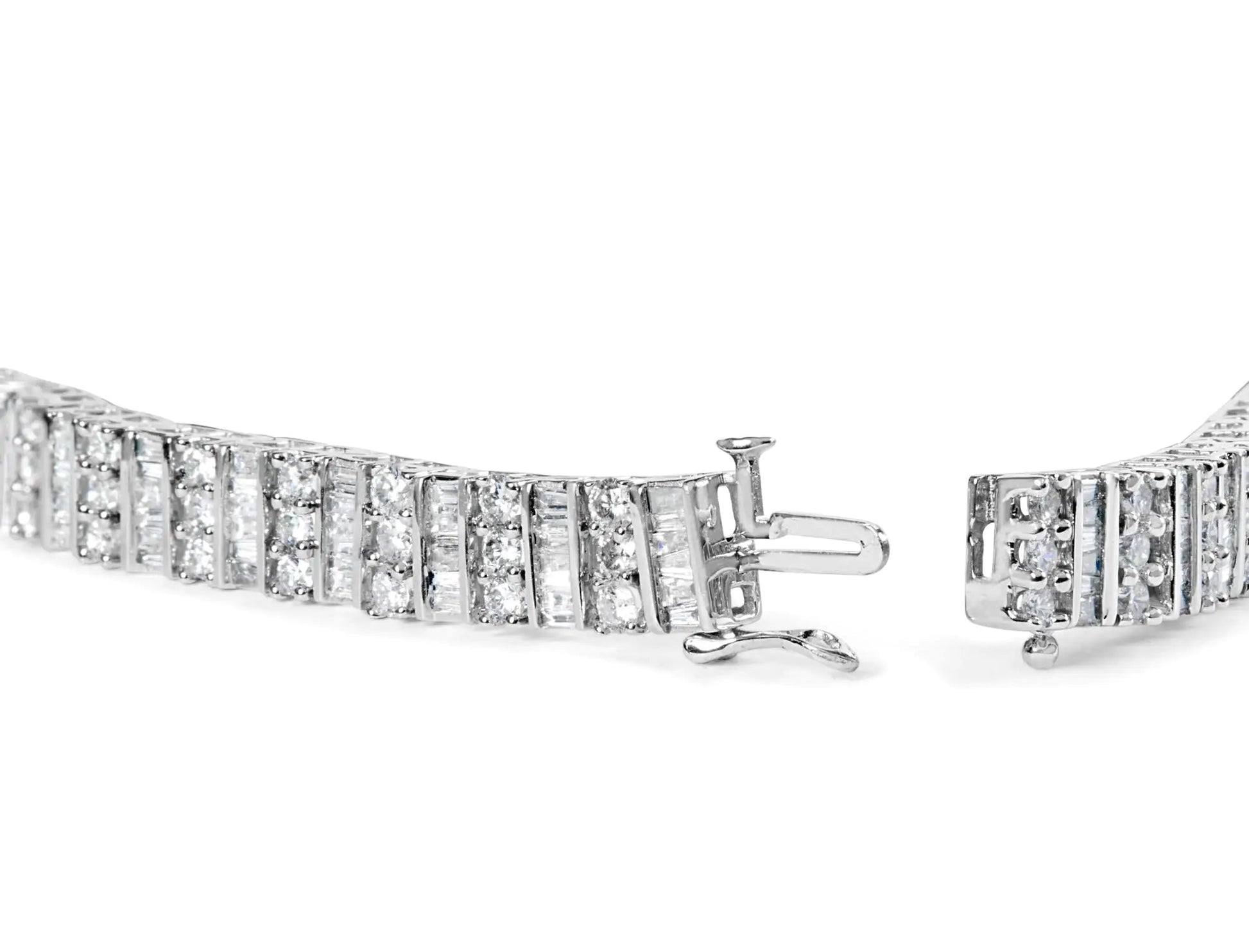 14K White Gold 6.00 Cttw Alternating Round and Baguette Diamond Tennis Bracelet (H - I Color, I1 - I2 Clarity) - 7" Inches - Jaazi Intl