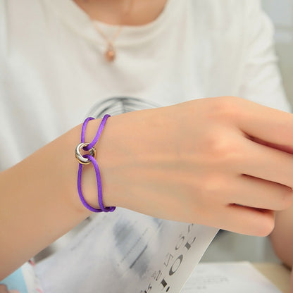 Couple de bracelets en corde rouge