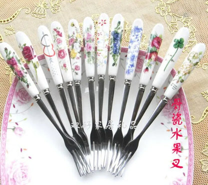 Free shipping (3pcs/lot)Kitchen tool Fashion Stainless Steel Fork /156mm Bone China fruit fork /cake dessert fork tableware