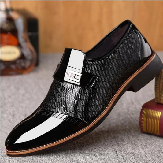 Italian Black Formal Shoes Men Loafers Wedding Dress Shoes Men Patent Leather Oxford Shoes For Men Chaussures Hommes En Cuir