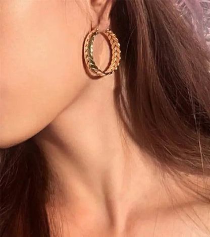 Classic Twist Earrings - Jaazi Intl