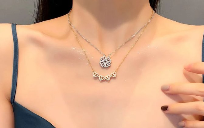 Clover Heart Shape Necklace - Jaazi Intl