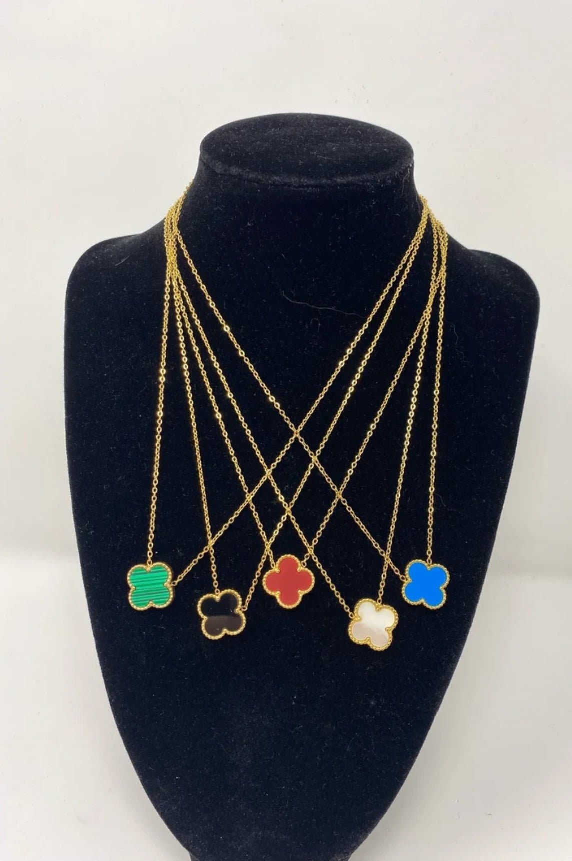 Clover Necklace - Jaazi Intl