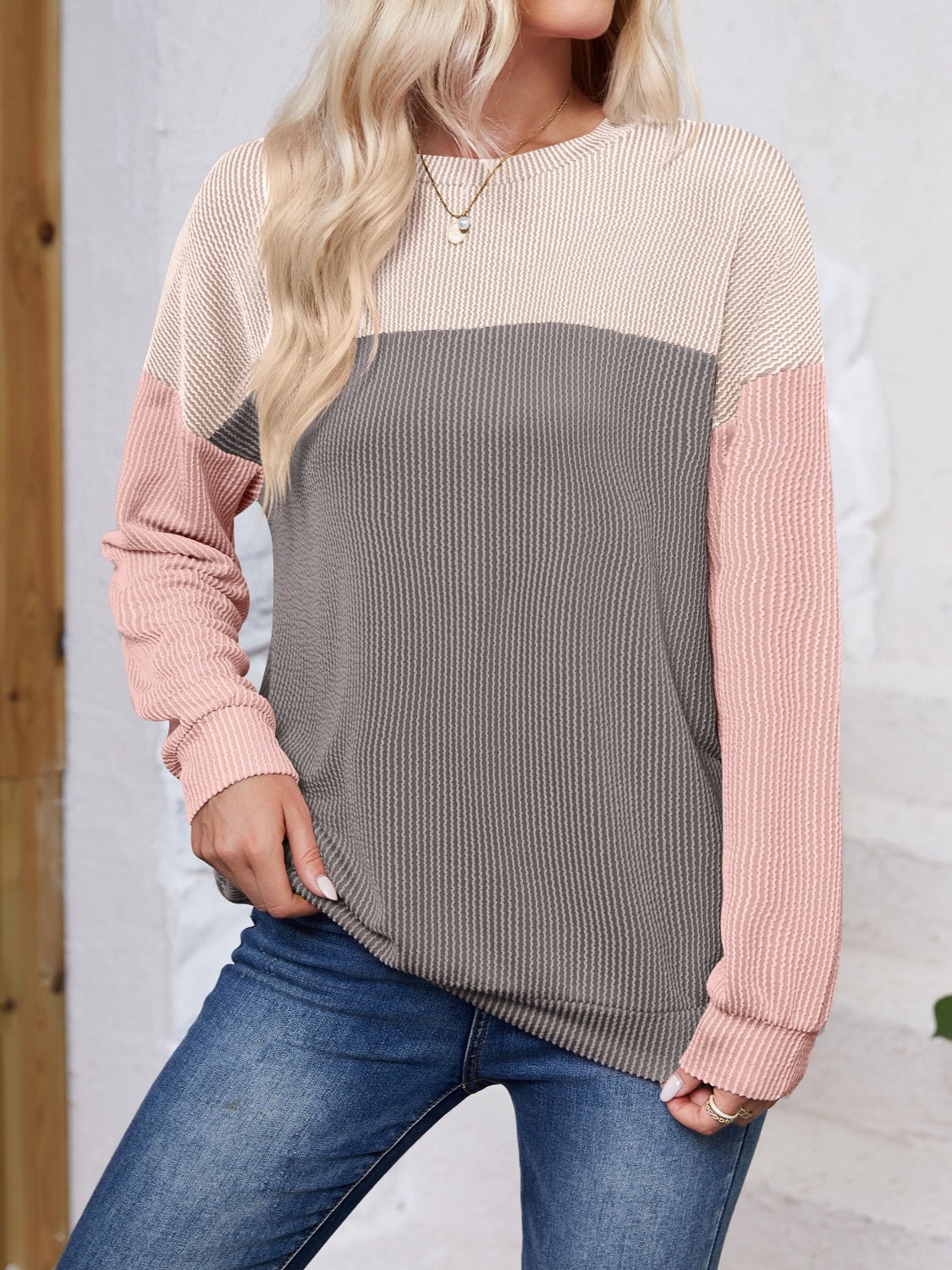 Color Block Round Neck Long Sleeve Sweatshirt - Jaazi Intl