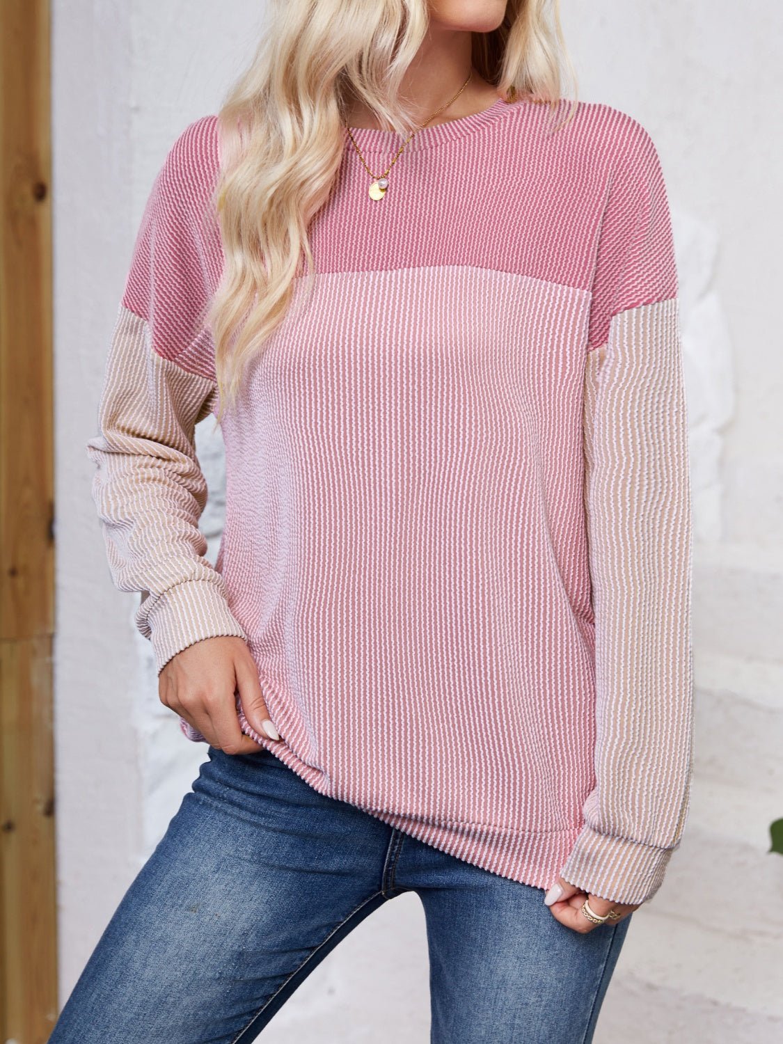 Color Block Round Neck Long Sleeve Sweatshirt - Jaazi Intl