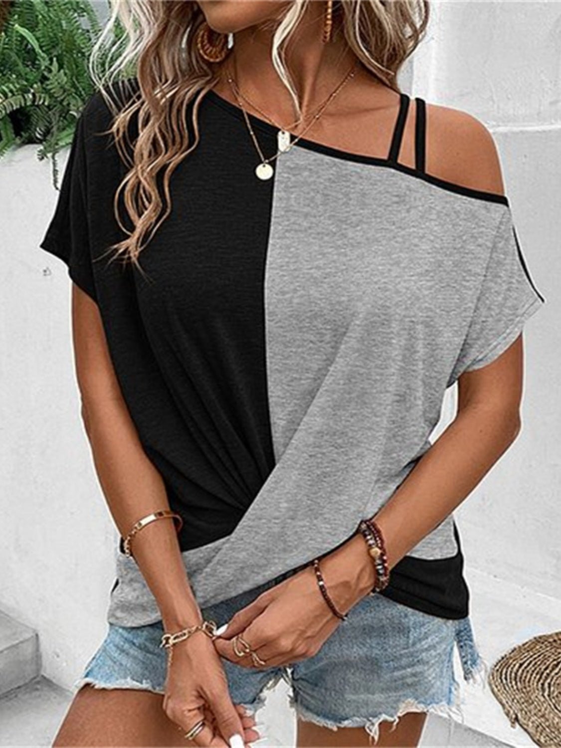 Contrast Asymmetrical Neck Short Sleeve T-Shirt - Jaazi International