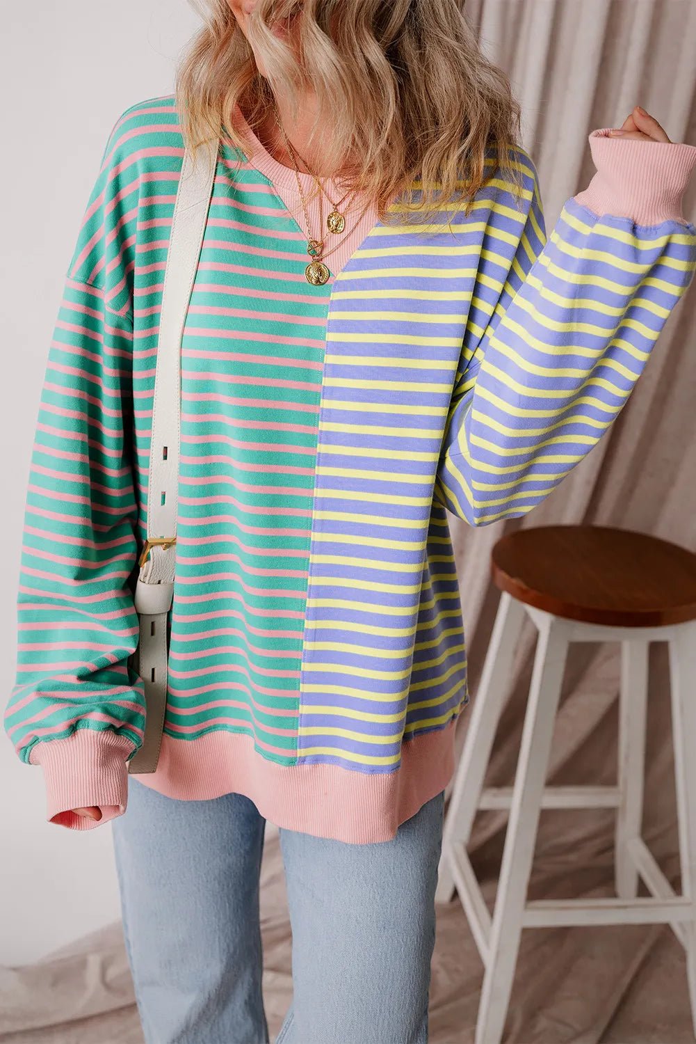 Contrast Stripes Round Neck Long Sleeve Sweatshirt - Jaazi Intl