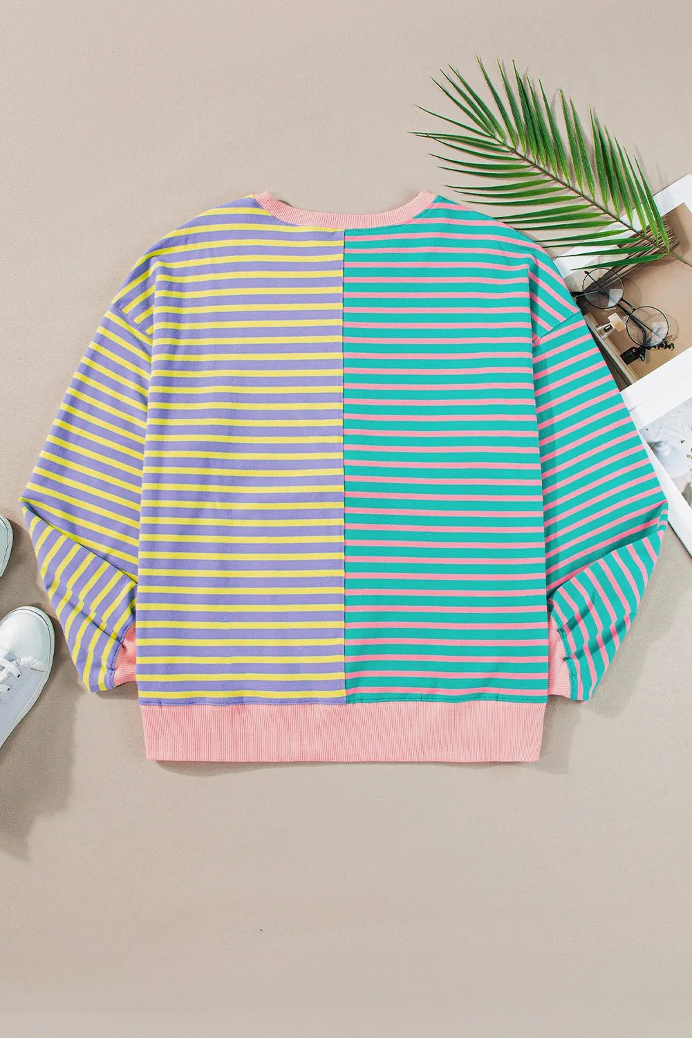 Contrast Stripes Round Neck Long Sleeve Sweatshirt - Jaazi Intl