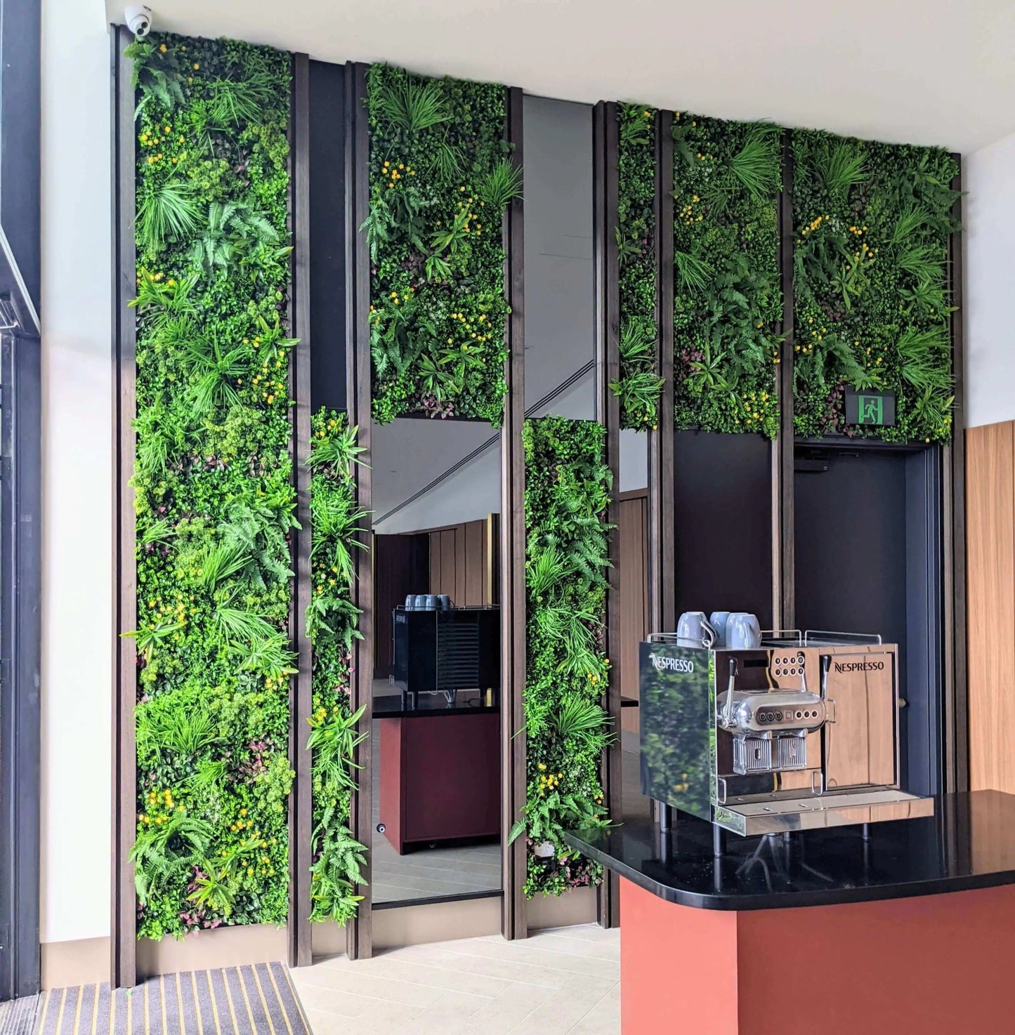 Country Fern Artificial Vertical Garden 40" x 40" 11SQ FT UV Resistant - Jaazi Intl