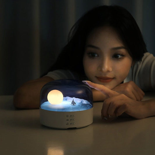 Crescent Bluetooth Sound Small Night Light - Jaazi Intl