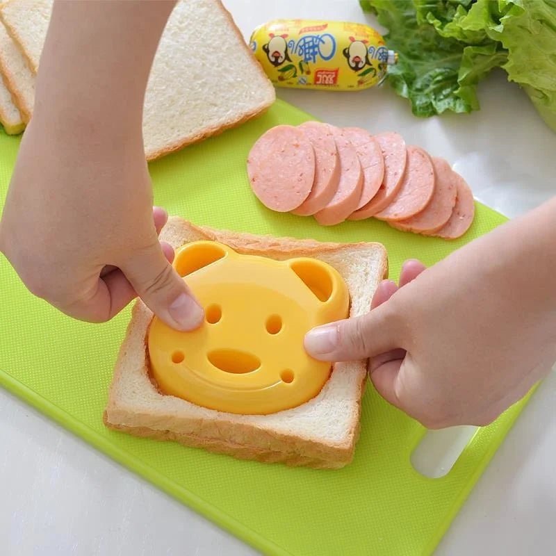 Cute Heart Shape Sandwich Cutter Bread Mold Toast Maker Cake Cookie Cutter Kitchen Breakfast Dessert DIY Tool - Jaazi Intl