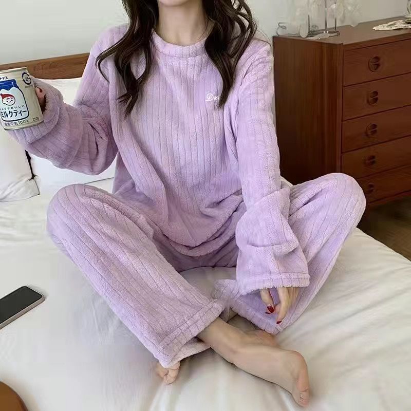 Winter Soft Velvet Pajamas Set - Jaazi Intl