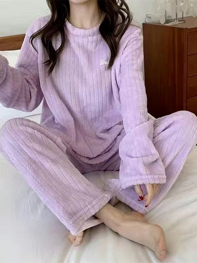 Winter Soft Velvet Pajamas Set - Jaazi Intl