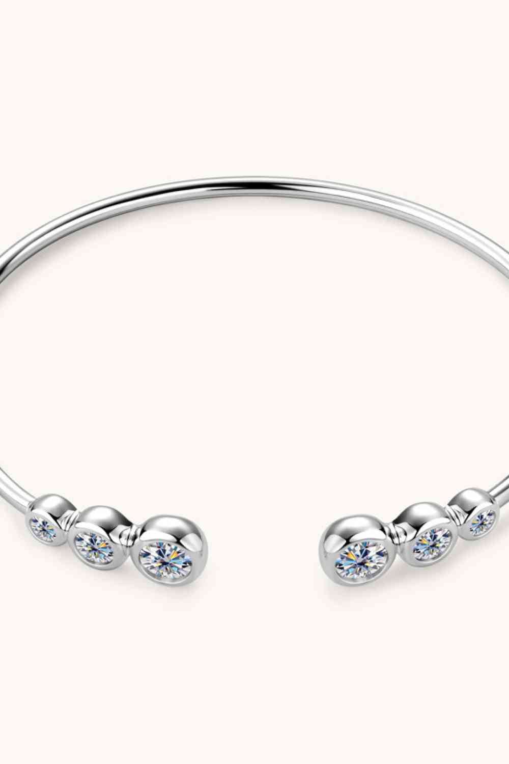 1.8 Carat Moissanite 925 Sterling Silver Bracelet - Jaazi Intl