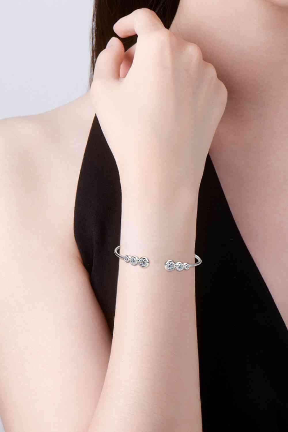 1.8 Carat Moissanite 925 Sterling Silver Bracelet - Jaazi Intl