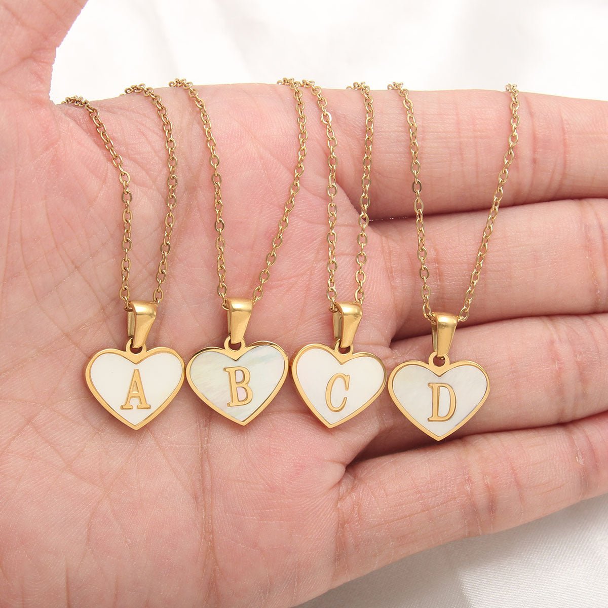 26 Letter Heart-shaped Necklace White Shell Love Clavicle Chain Fashion Personalized Necklace For Women Jewelry Valentine's Day - Jaazi Intl