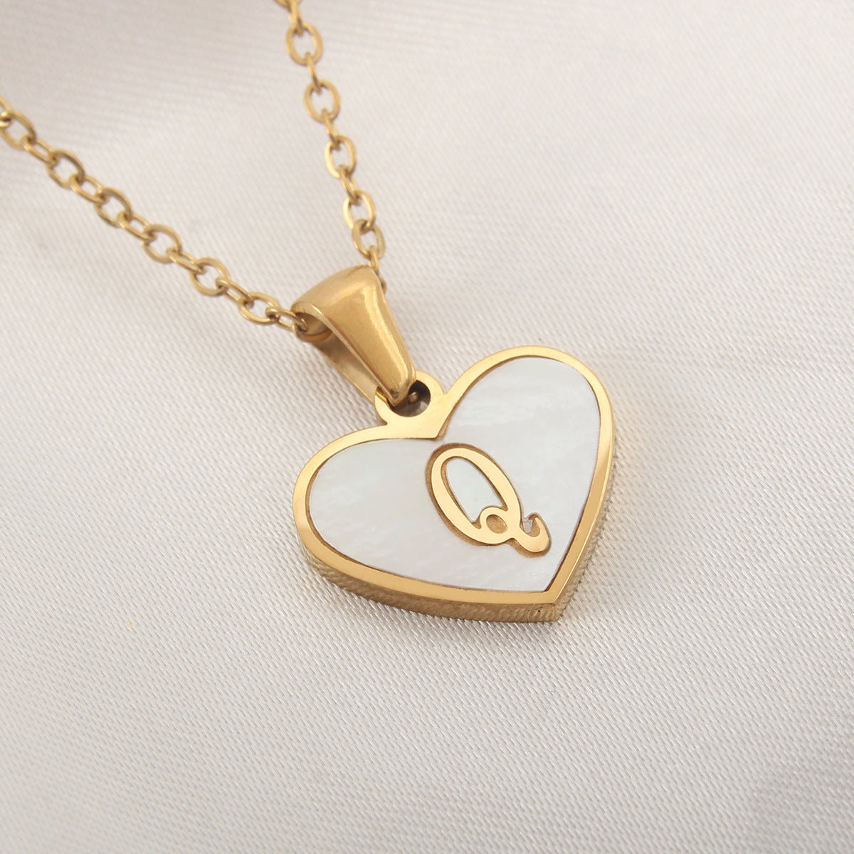 26 Letter Heart-shaped Necklace White Shell Love Clavicle Chain Fashion Personalized Necklace For Women Jewelry Valentine's Day - Jaazi Intl