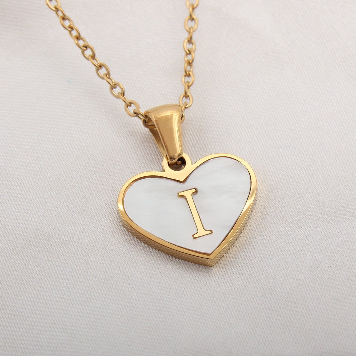 26 Letter Heart-shaped Necklace White Shell Love Clavicle Chain Fashion Personalized Necklace For Women Jewelry Valentine's Day - Jaazi Intl