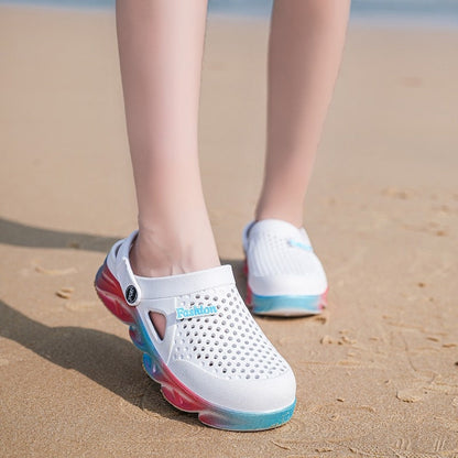 Crocs de plage colorés