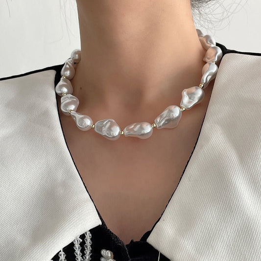 Baroque Pearl Buckle Necklace - Jaazi Intl