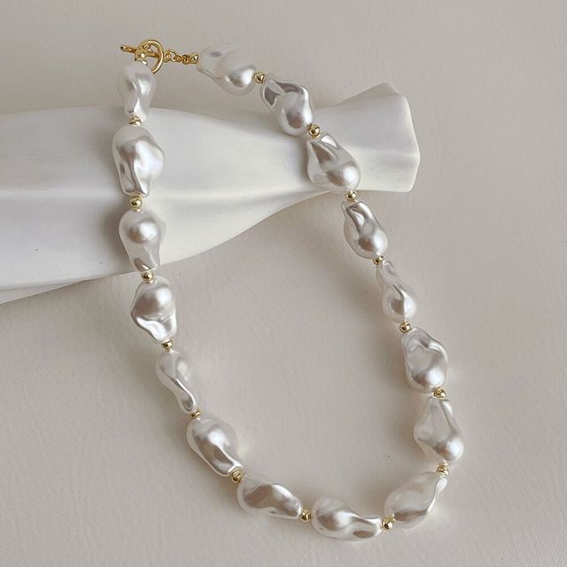 Baroque Pearl Buckle Necklace - Jaazi Intl