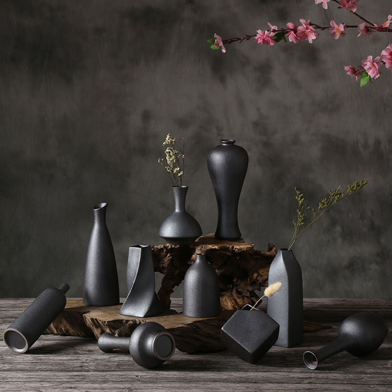 Black Glaze Vase - Jaazi Intl